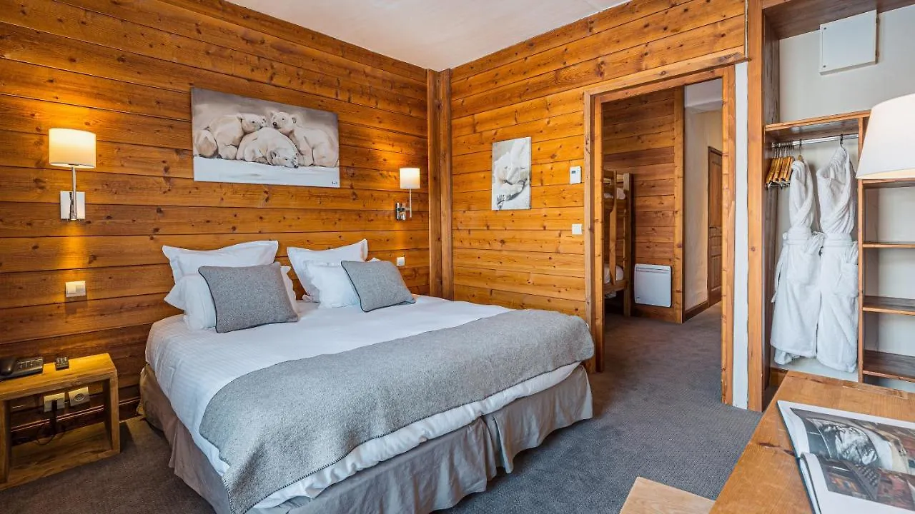 Hotel Carlina By Les Etincelles La Plagne
