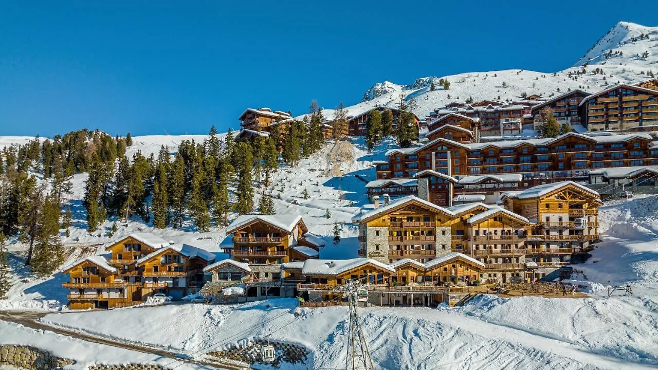 Hotel Carlina By Les Etincelles La Plagne 4*,